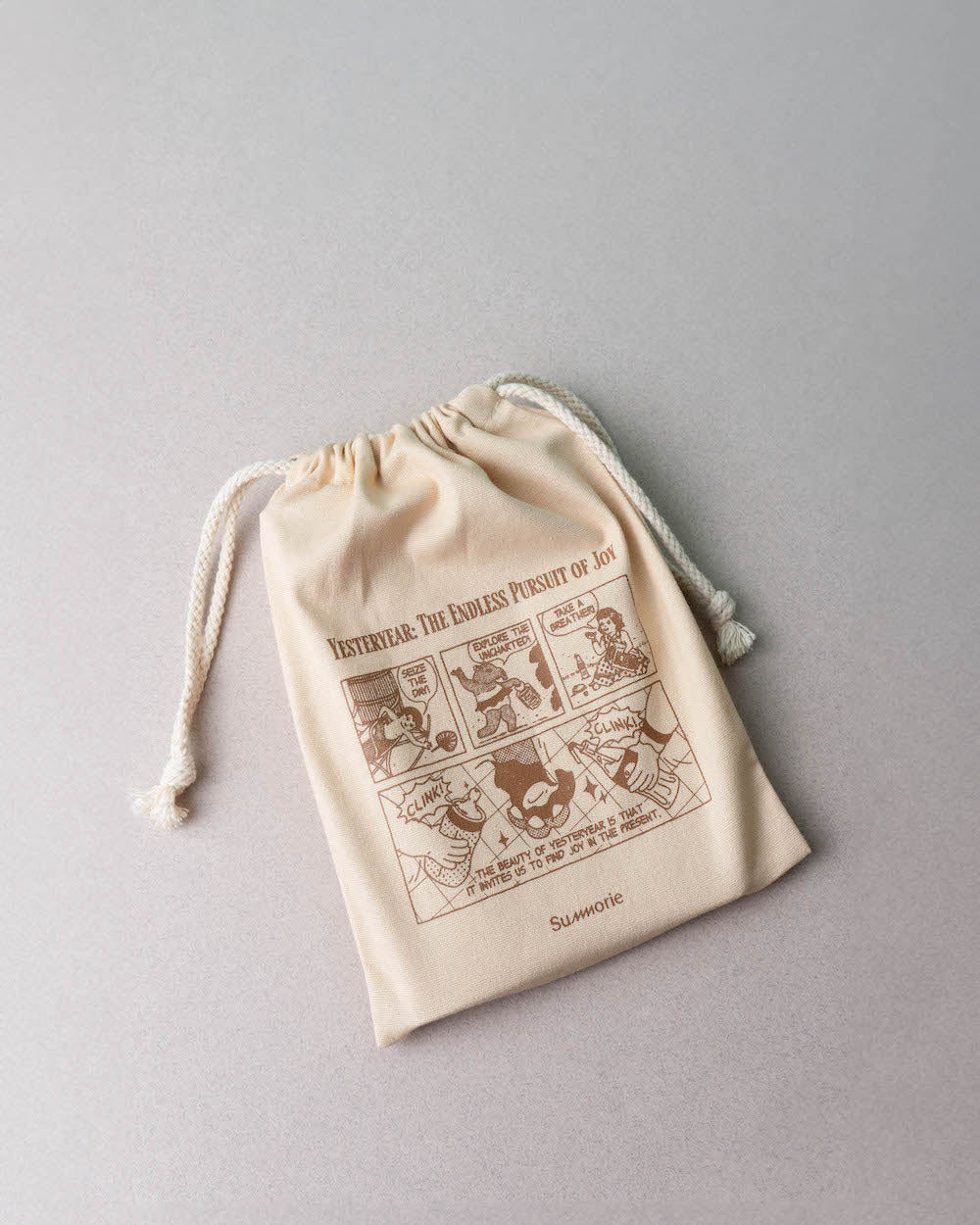 Yesteryear Pouch